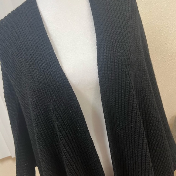 BLACK CARDIGAN SIZE M./L . Crochet style. - Picture 3 of 12